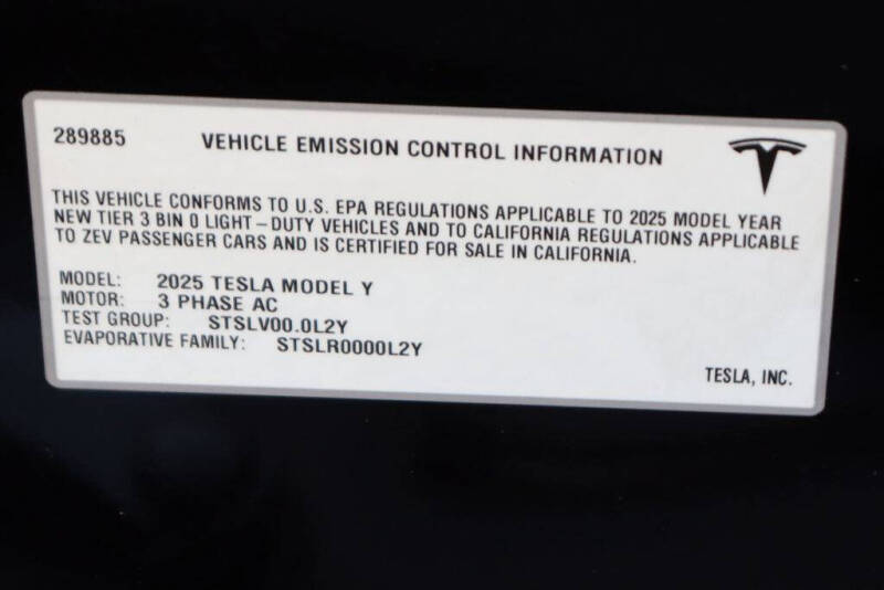 2025 Tesla Model Y Long Range