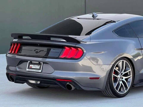 2022 Ford Mustang EcoBoost