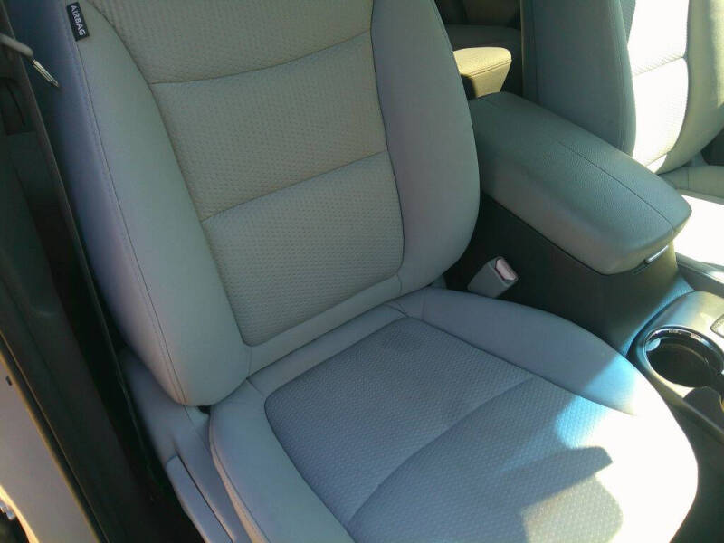 2011 Kia Sorento LX