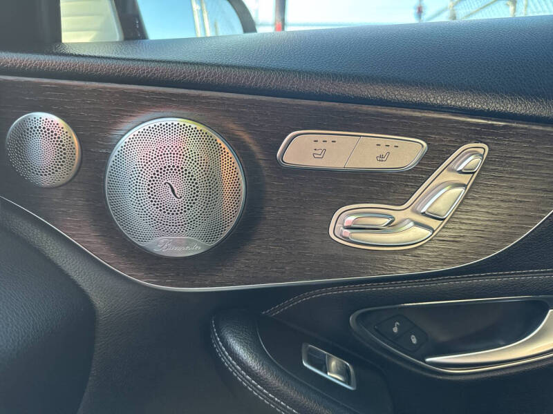 2019 Mercedes-Benz C-Class C 300