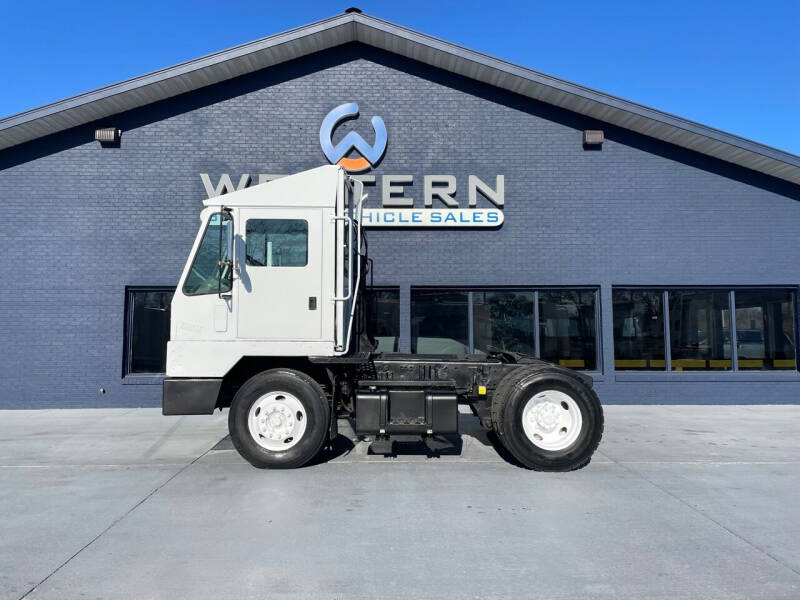 2005 Ottawa Yard Spotter for sale at Western Specialty Vehicle Sales in Braidwood IL