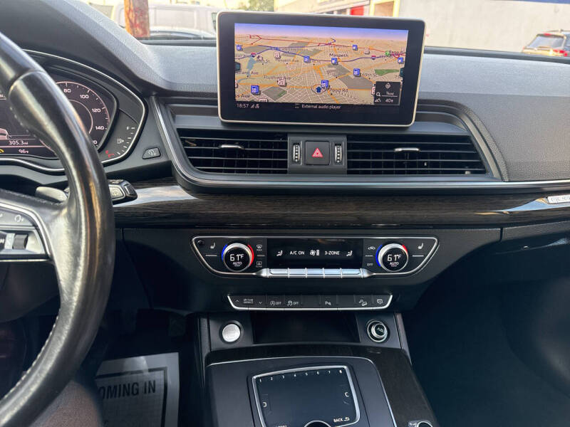 2018 Audi Q5 2.0T quattro Premium Plus