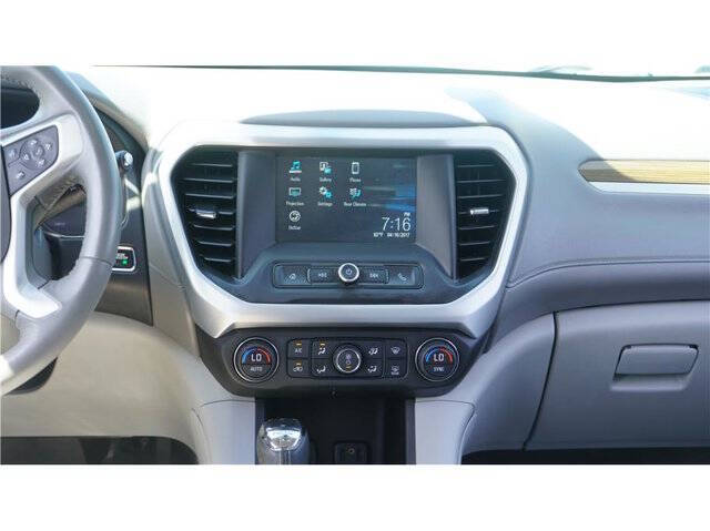 2017 GMC Acadia SLE-1