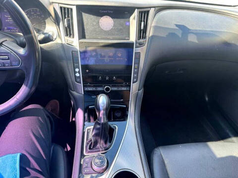 2017 Infiniti Q50 2.0T