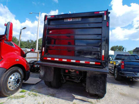 2016 Mack Granite