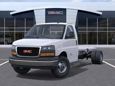 2025 GMC Savana 3500
