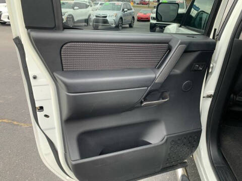 2010 Nissan Titan SE