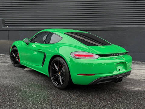 2023 Porsche 718 Cayman S