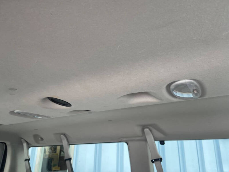 2011 Ford E-Series E-350 SD XLT