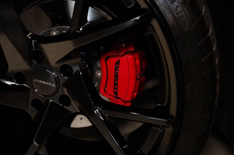 2023 Lamborghini Urus Performante
