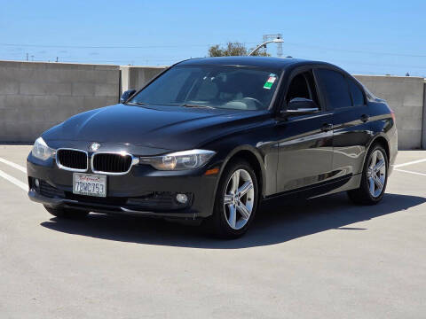 2013 BMW 3 Series 320i