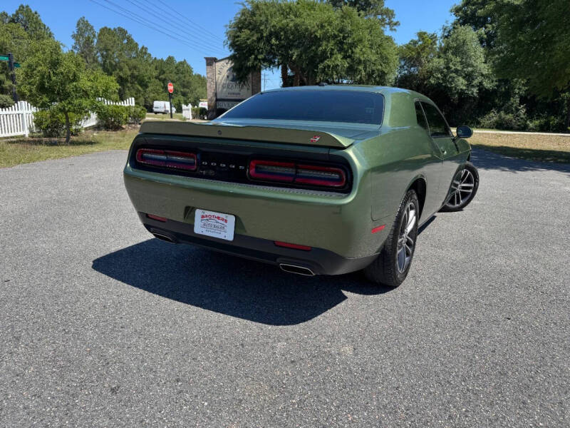 2019 Dodge Challenger SXT