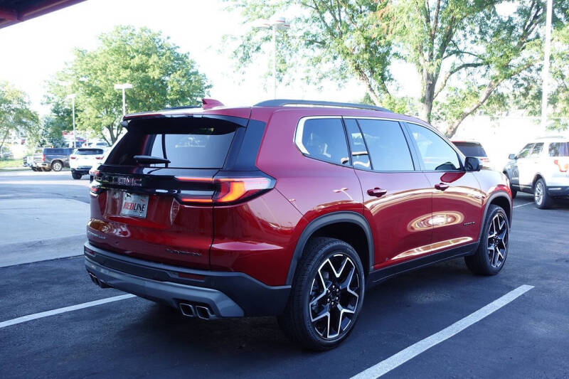 2025 GMC Acadia Elevation