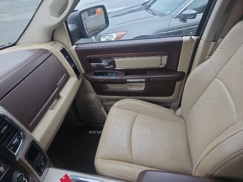 2015 RAM 1500 Laramie