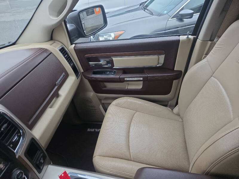 2015 RAM 1500 Laramie