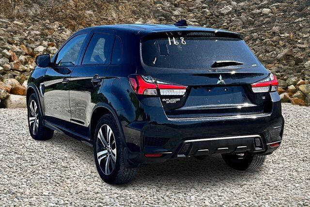 2022 Mitsubishi Outlander Sport SE
