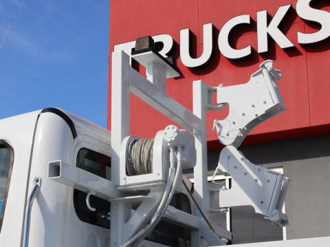 2019 Freightliner M2 106