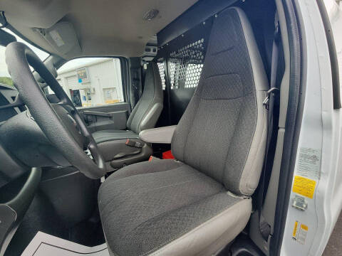 2025 GMC Savana 2500