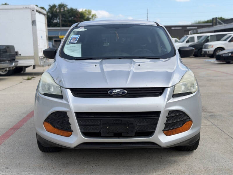 2016 Ford Escape S