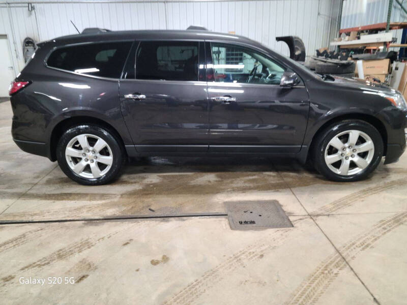 2017 Chevrolet Traverse LT