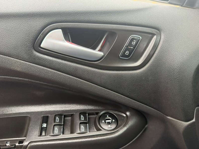 2014 Ford C-MAX Hybrid SEL