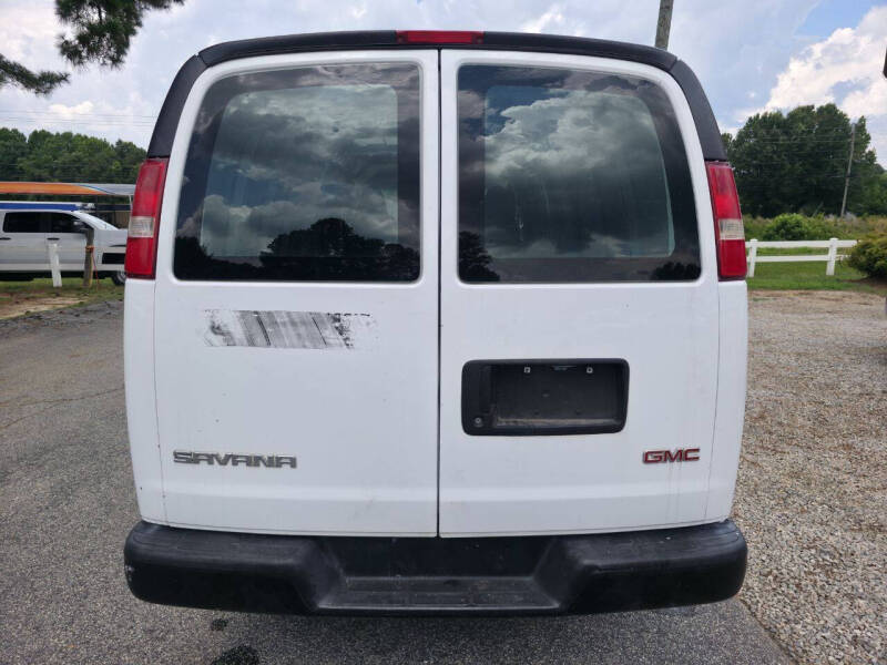 2017 GMC Savana 2500