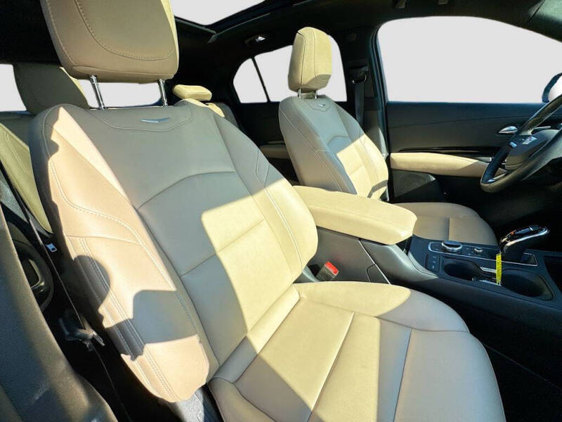 2024 Cadillac XT4 Luxury