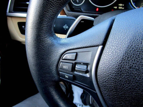 2017 BMW 3 Series 330i xDrive