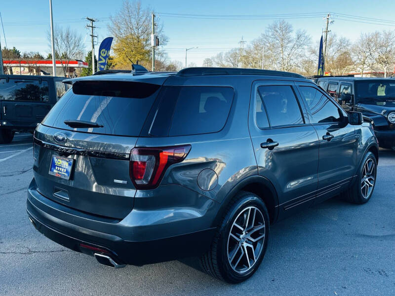 2016 Ford Explorer Sport