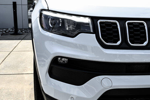 2024 Jeep Compass Latitude Lux