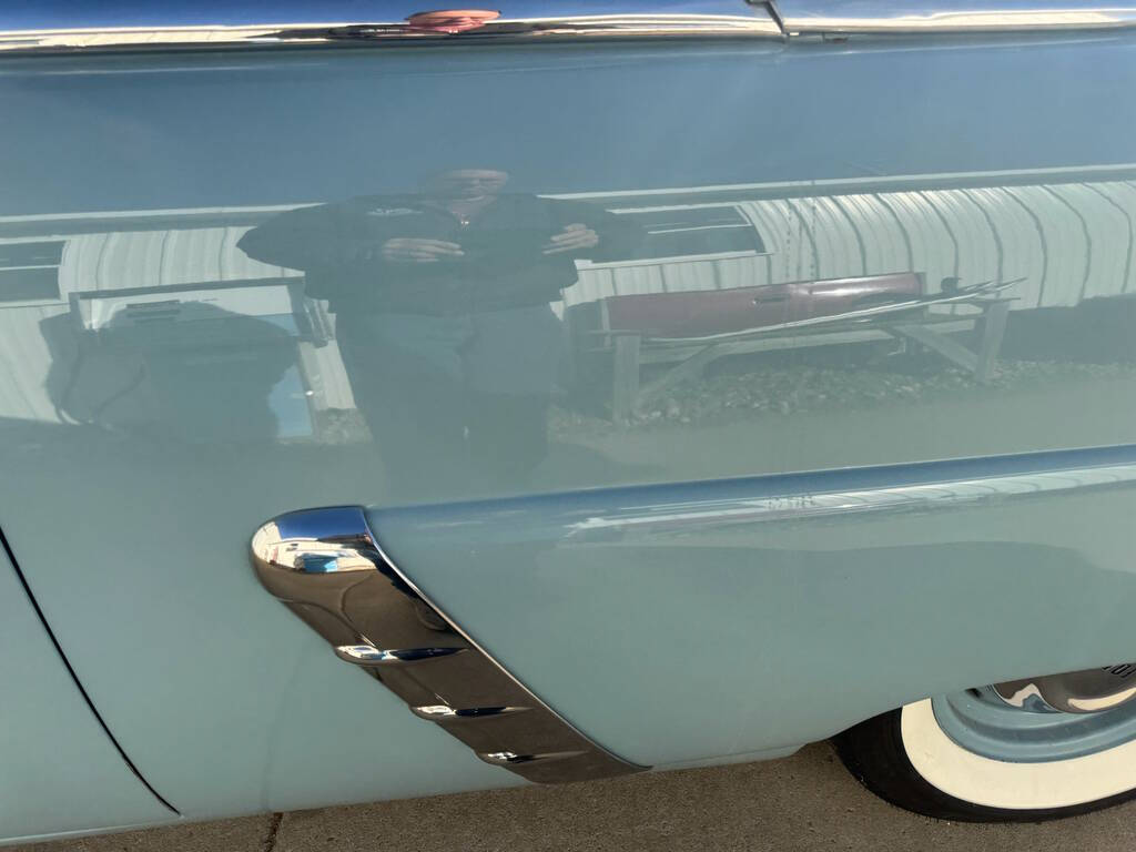 1952 Ford Crestline 102