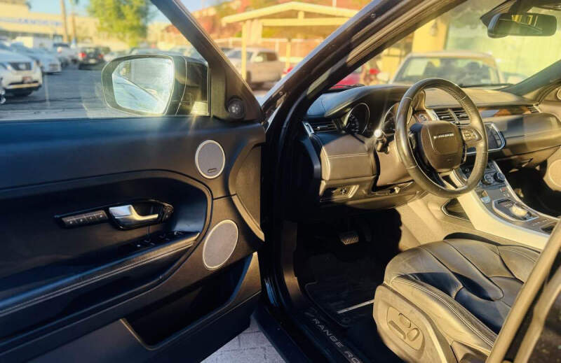 2013 Land Rover Range Rover Evoque Prestige