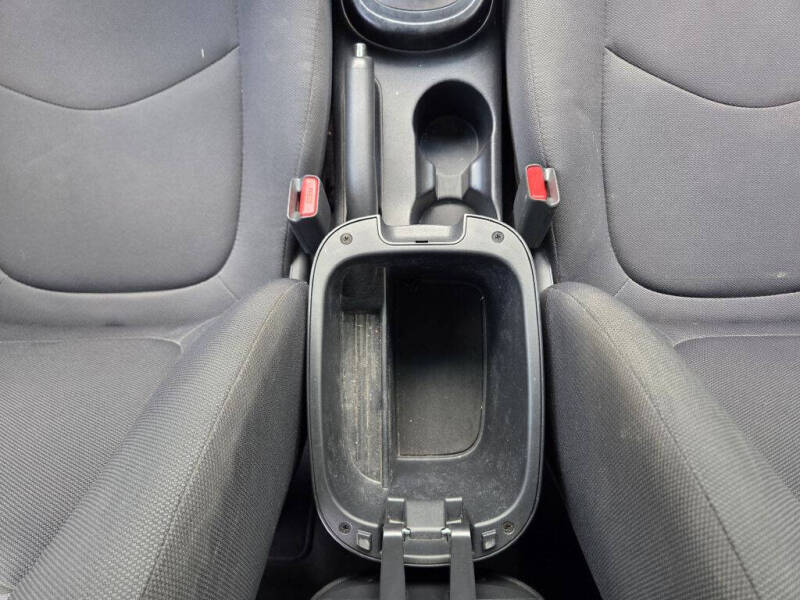 2011 Kia Soul +