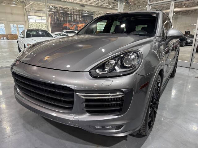 2017 Porsche Cayenne GTS