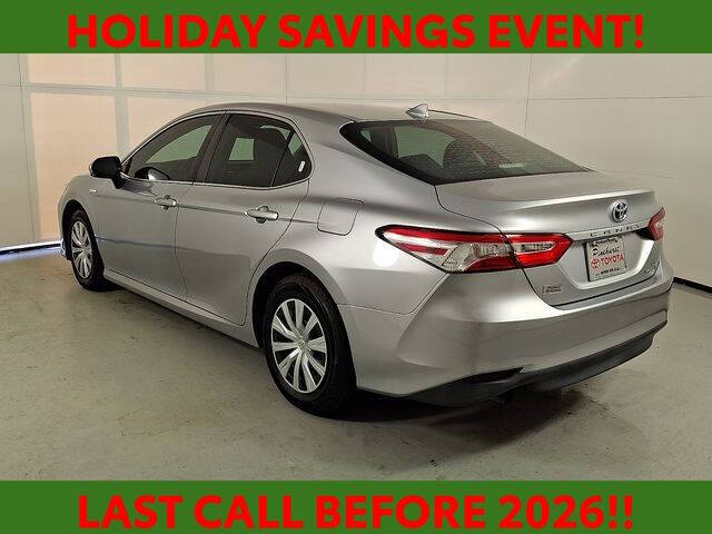 2019 Toyota Camry Hybrid LE