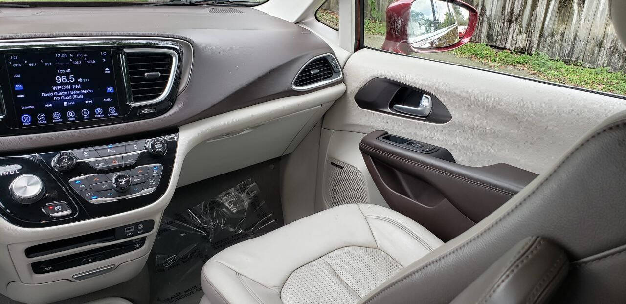 2017 Chrysler Pacifica  - $16,870