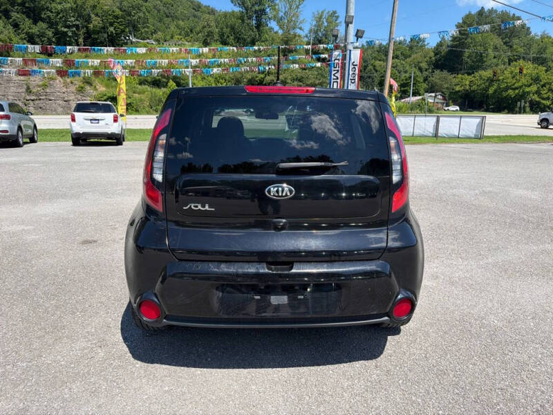 2016 Kia Soul +