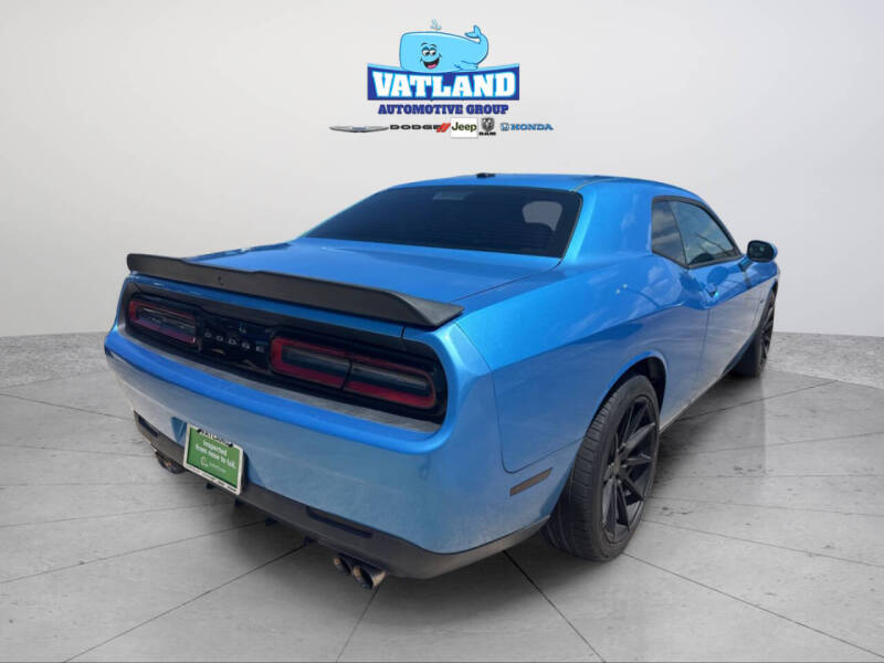 2016 Dodge Challenger R/T