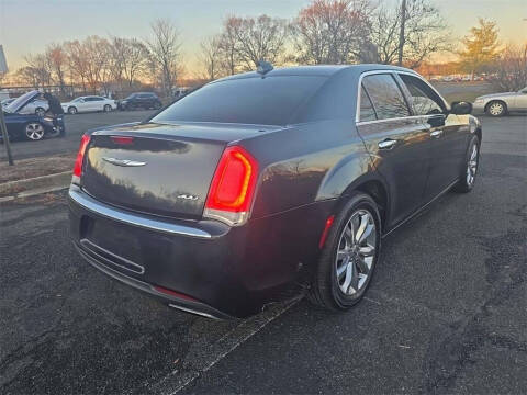 2018 Chrysler 300 Limited
