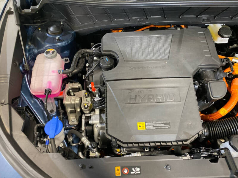 2025 Kia Niro Plug-In Hybrid EX