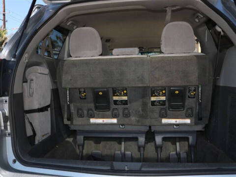 2017 Toyota Sienna LE 8-Passenger