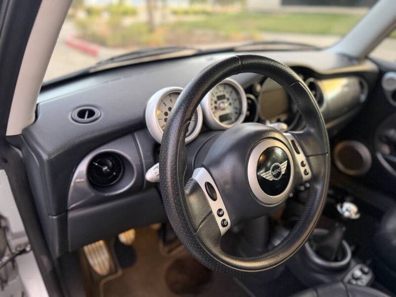 2004 MINI Cooper S