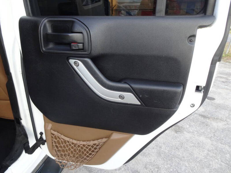 2013 Jeep Wrangler Unlimited Sahara