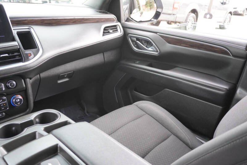 2021 Chevrolet Suburban LS