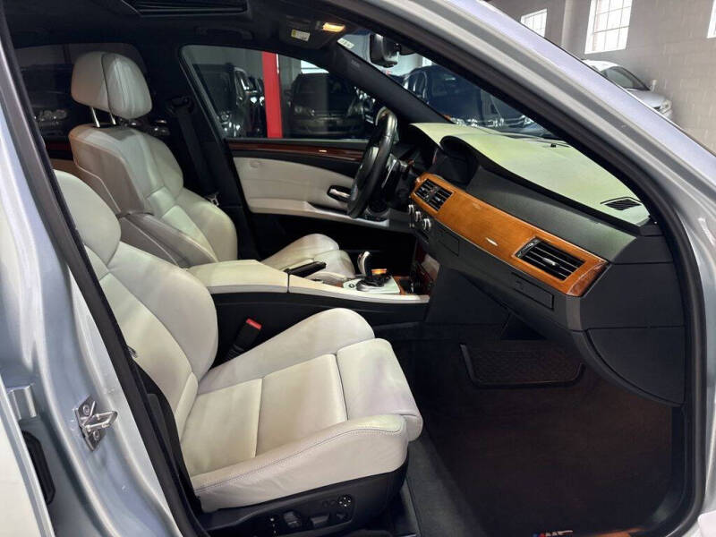 2010 BMW M5