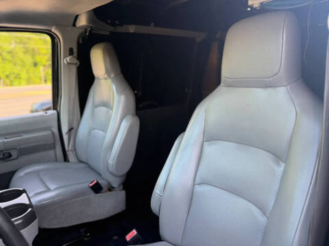 2014 Ford E-Series E-150