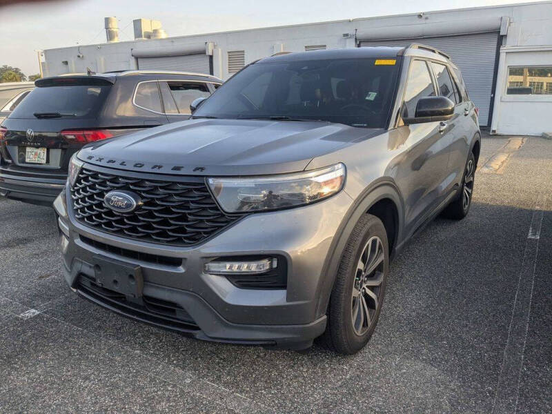 2022 Ford Explorer ST-Line
