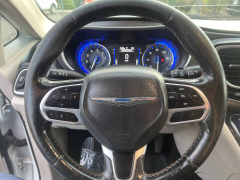 2020 Chrysler Pacifica Touring L