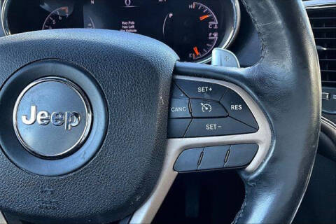 2017 Jeep Grand Cherokee Laredo E