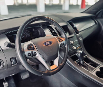 2019 Ford Taurus SEL